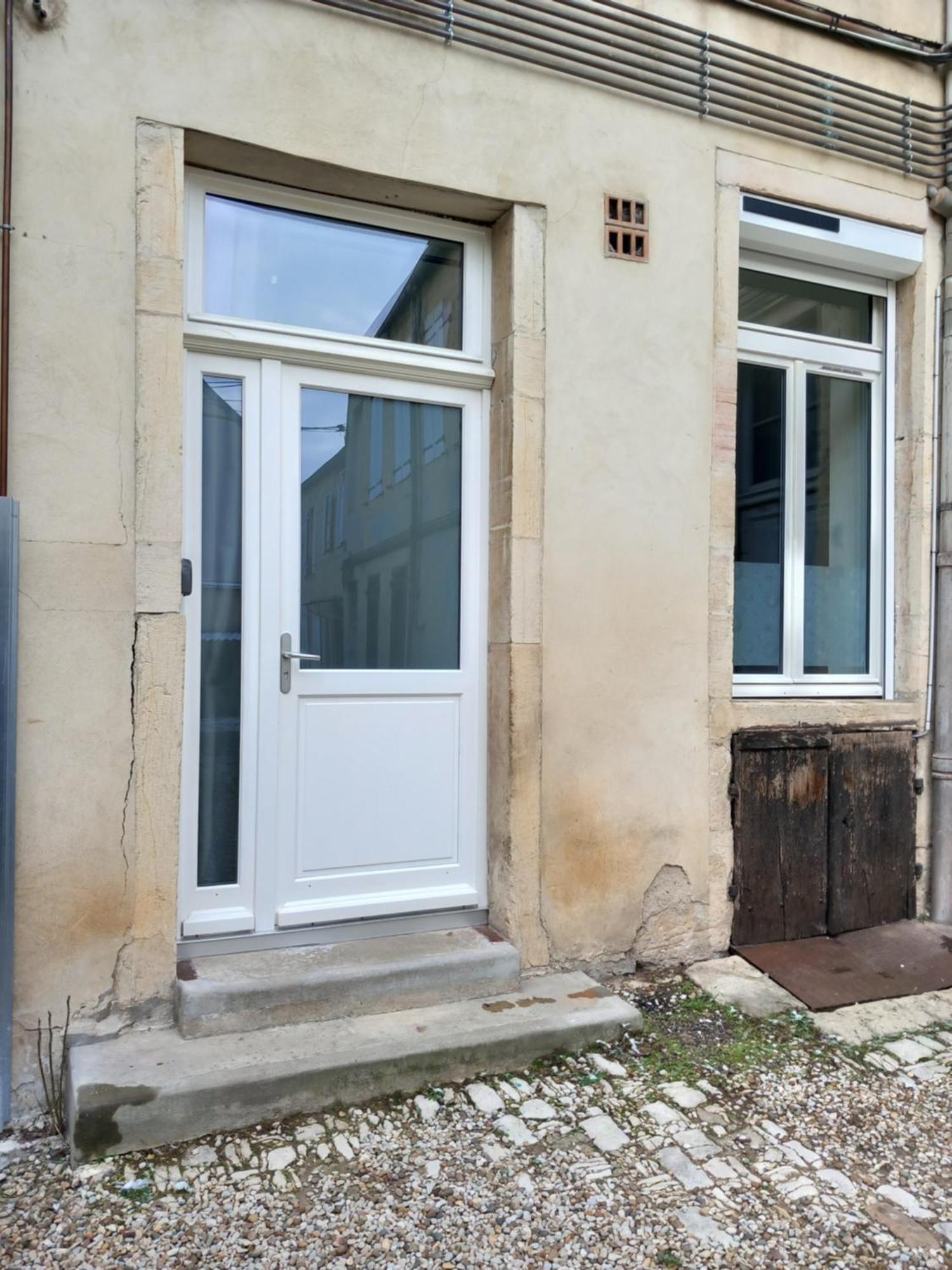 La Cour Fleurie, Tout Confort Дижон Екстериор снимка